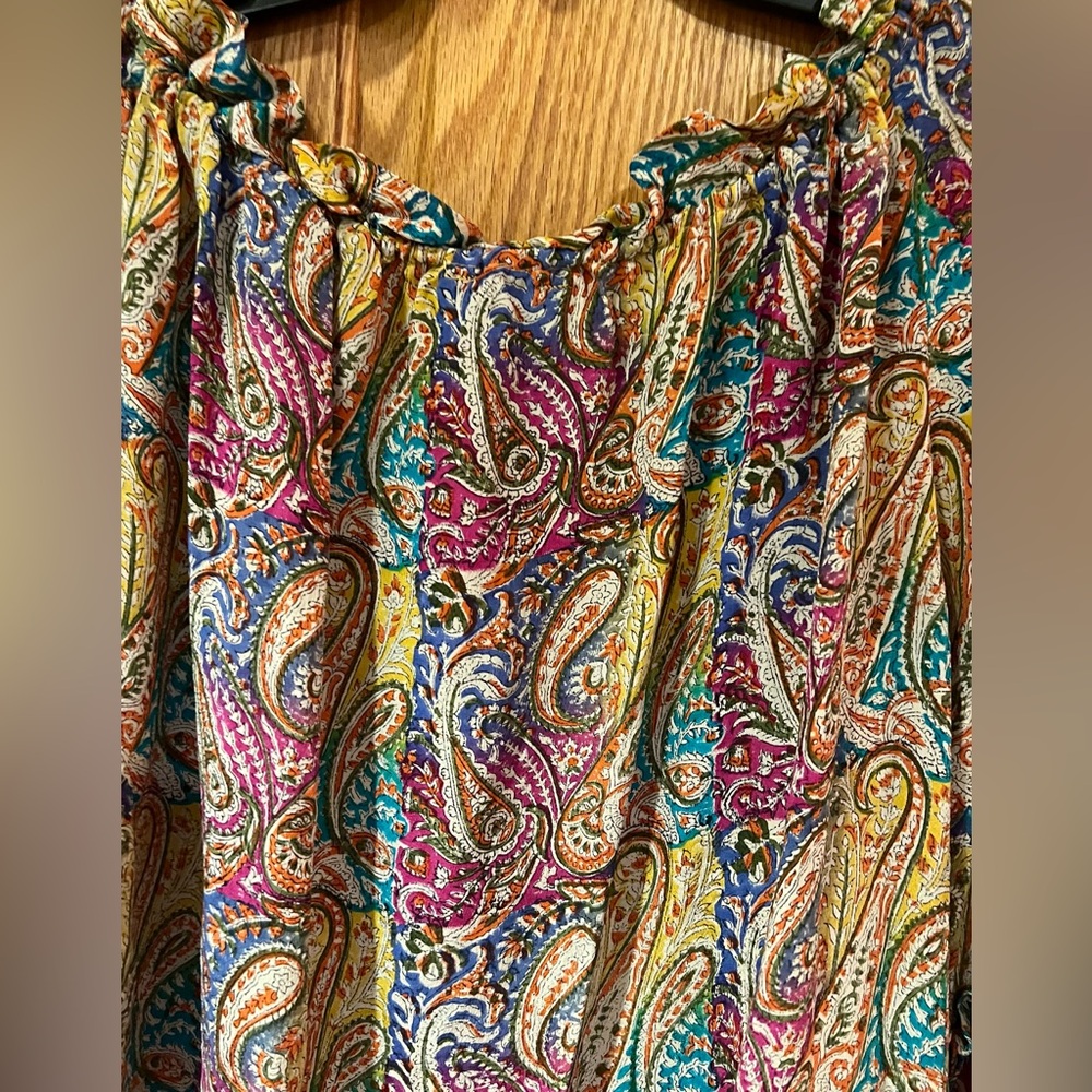 Tolani Silk Ruffled Split V-Neck w/ Ties & 3/4 Flutter Sleeves Paisley Blouse XS - Picture 8 of 11